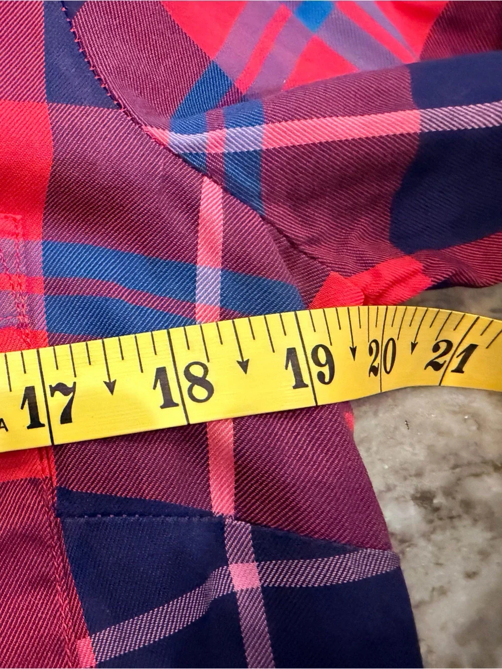 J.Crew Perfect Fit Plaid Button Down Shirt Women’s Medium Red Navy Cotton